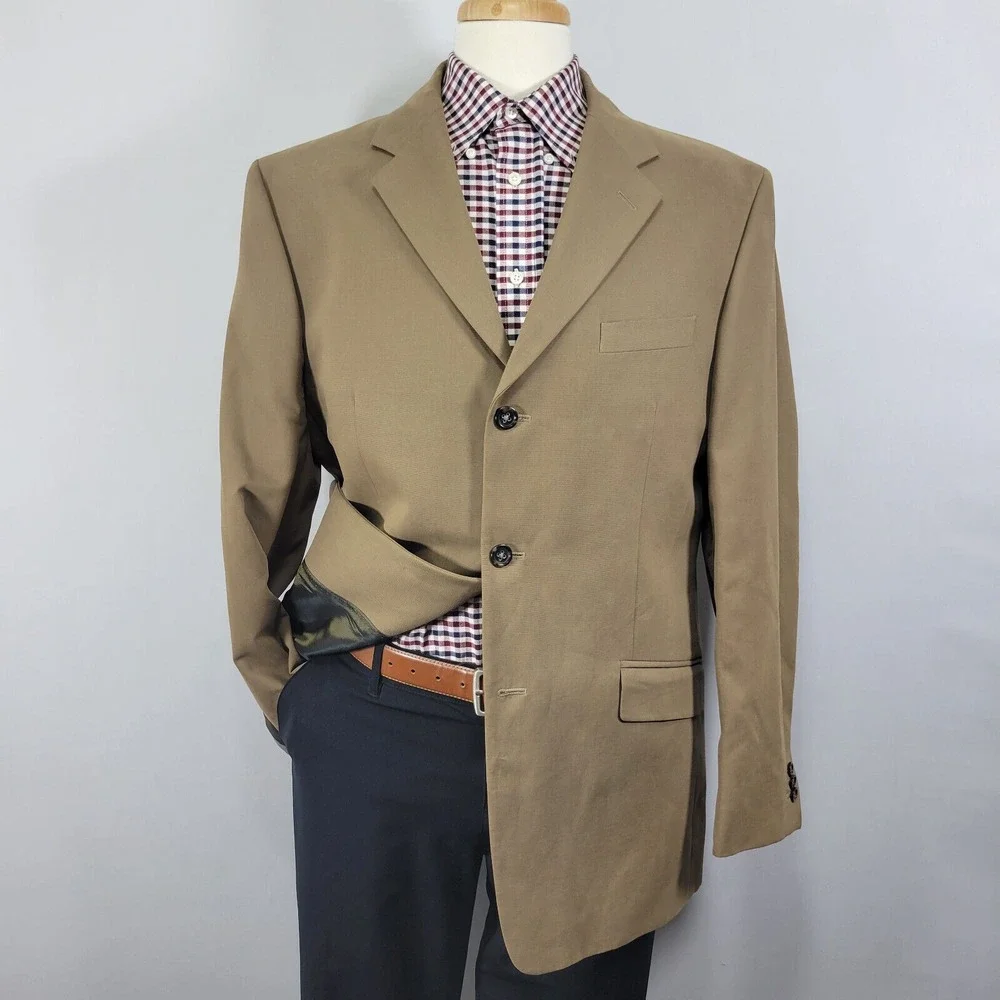 Banana Republic Men's Sport Coat‎ Blazer Three Button Brown Cotton Size 44R